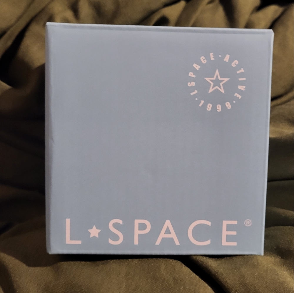 L*SPACE Vibrating Massage Ball. NWOT
